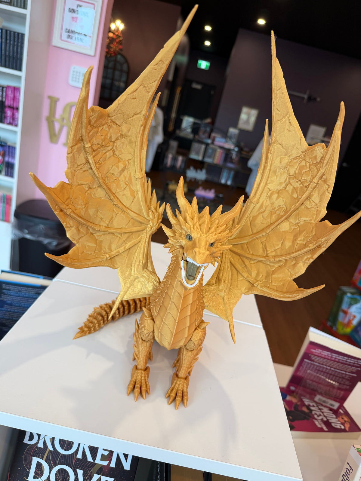 Large Bookshelf Dragon (Various Colours)