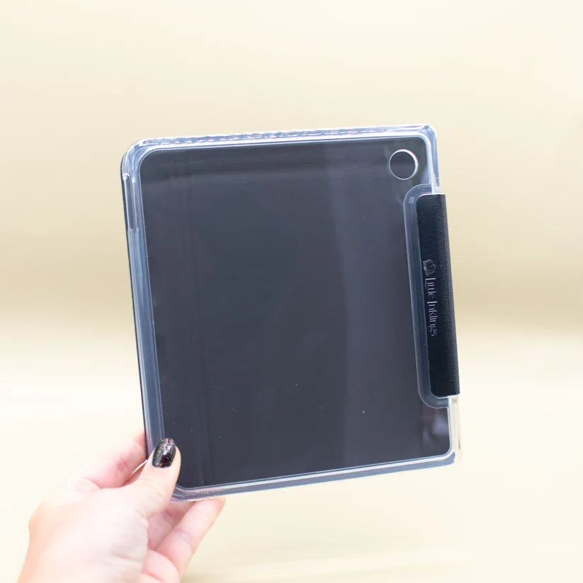 The World Belongs to Those Who Read (Kobo Libra 7 Case)