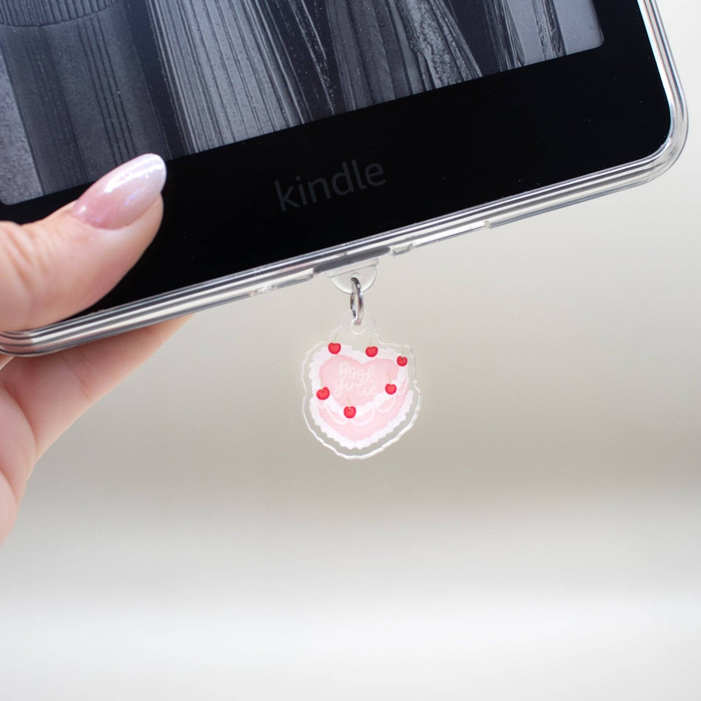 Book Girlie Cake (USB-C Charm)