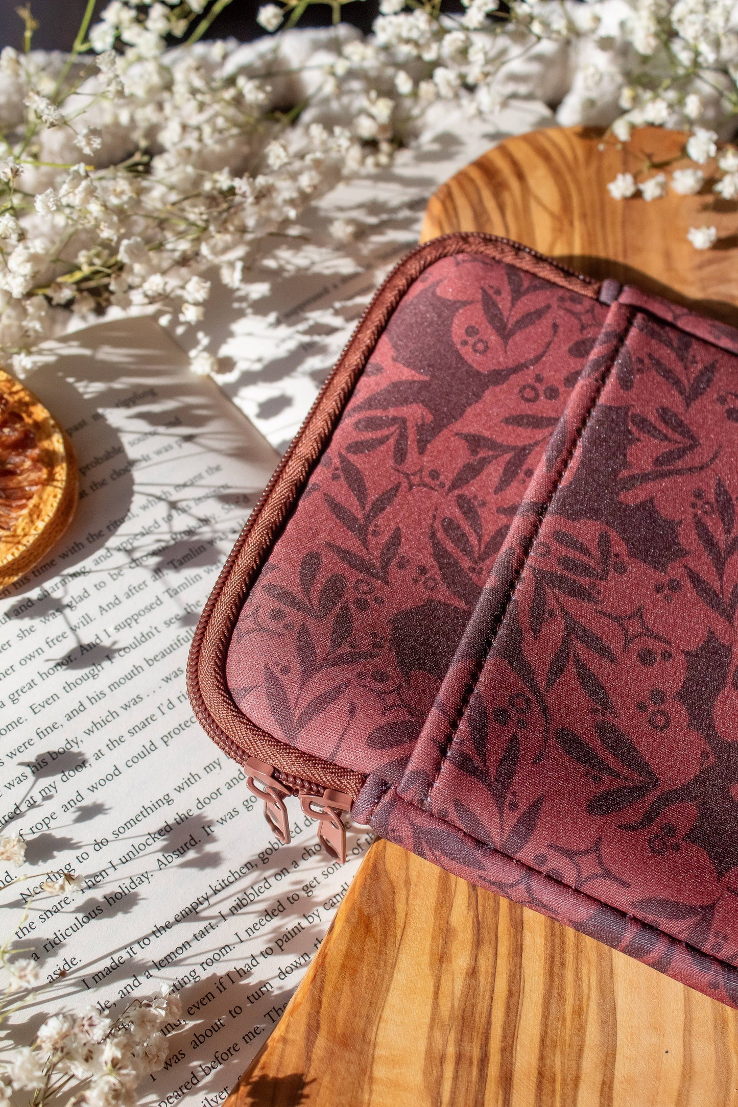 Rust Dragons Neoprene E-Reader Sleeve
