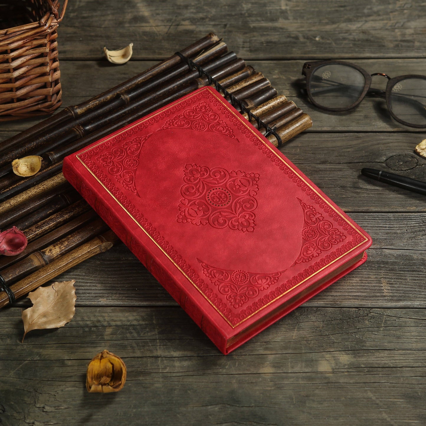 Victoria's Journals Antique Style Journal (Hard Cover) (Red)