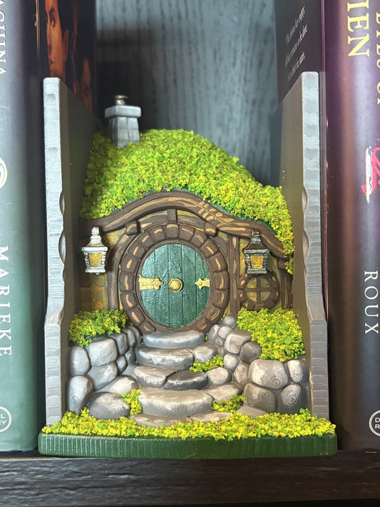 Hobbit door Shelf Decor