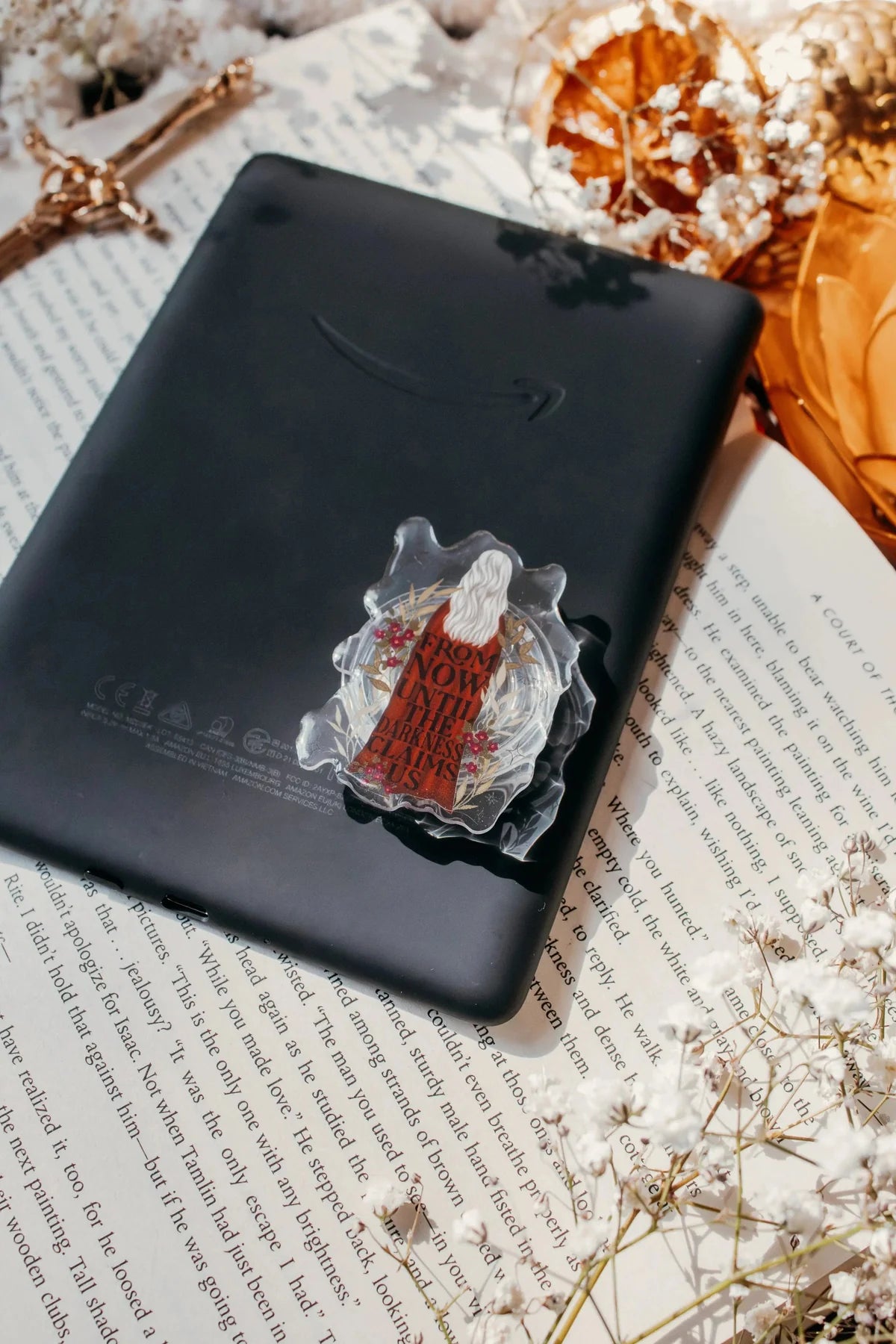 Throne of Glass (Manon) (E-Reader/Phone Grip)
