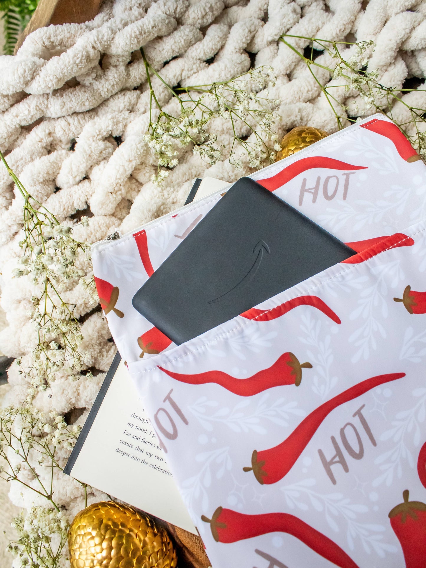 Spicy Reads -  Water Resistant XL (E-Reader/Book/Tablet Sleeve)
