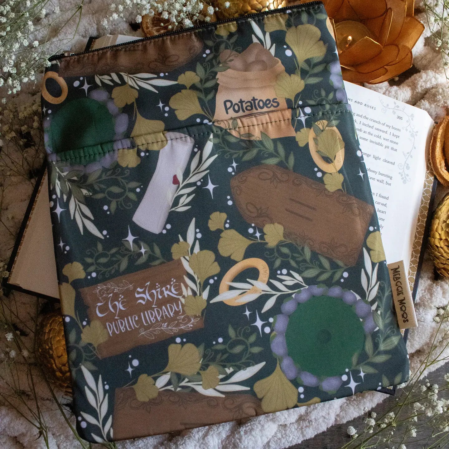 The Shire - Water Resistant XL (Book/Tablet/Laptop Sleeve)