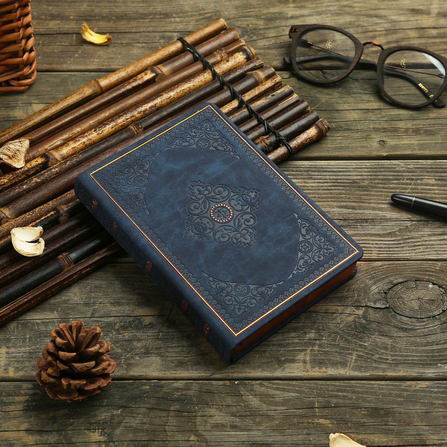 Victoria's Journals Antique Style Journal (Hard Cover) (Dark Blue)